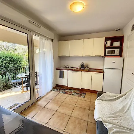 Appartement 2 Pieces Au Coeur Du Cap D'Antibes Antibes